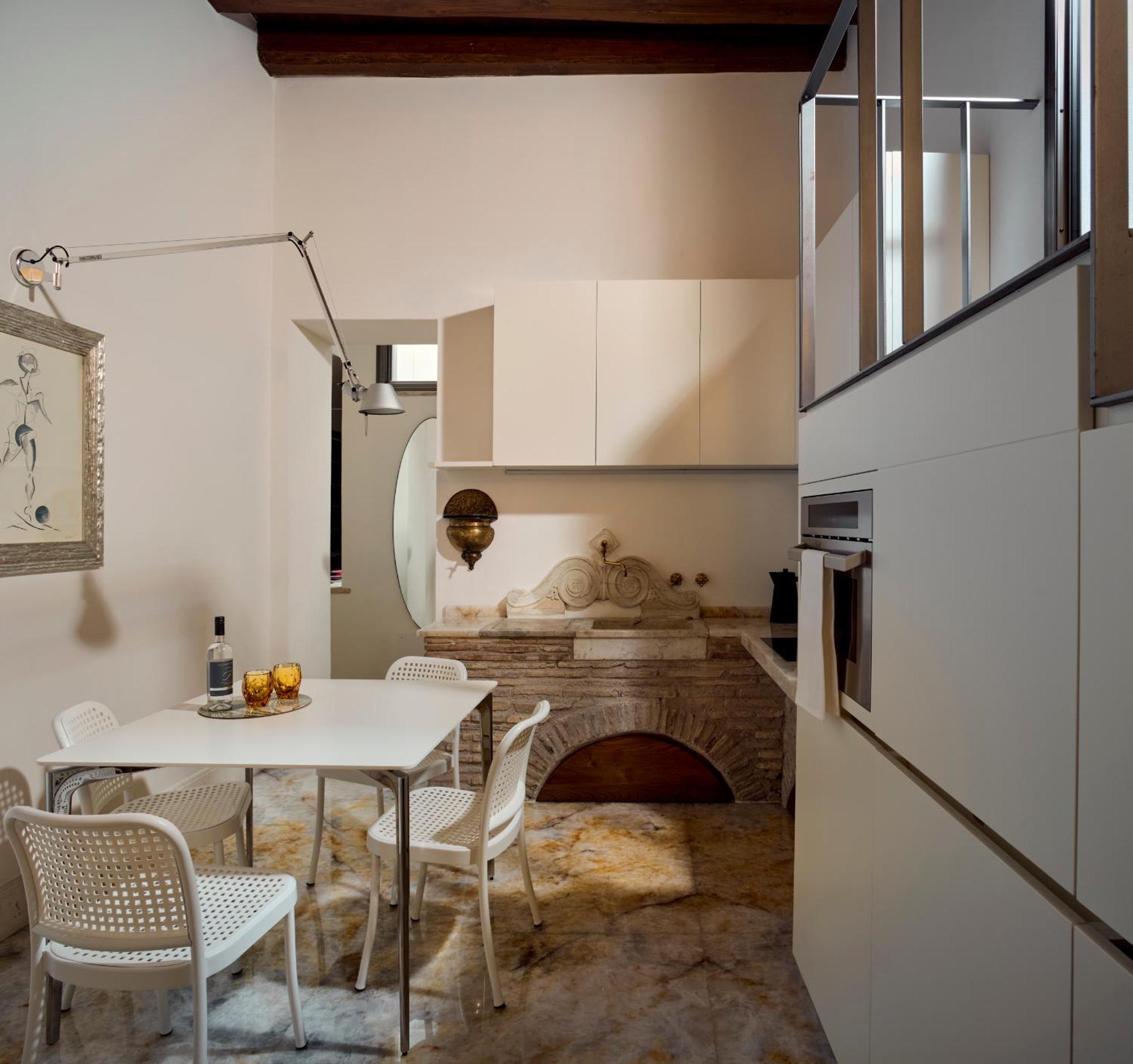 روما Palazzo Delle Pietre - Luxury Apartments المظهر الخارجي الصورة