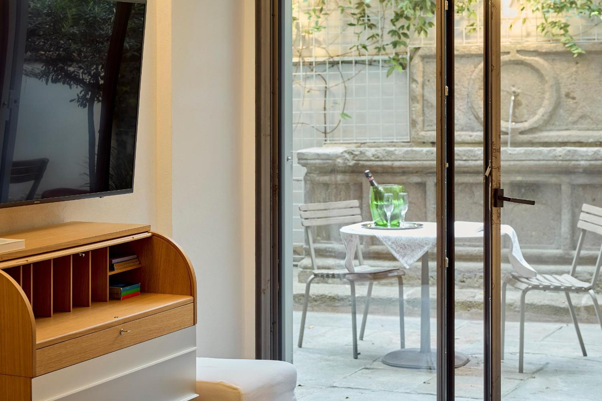 روما Palazzo Delle Pietre - Luxury Apartments المظهر الخارجي الصورة